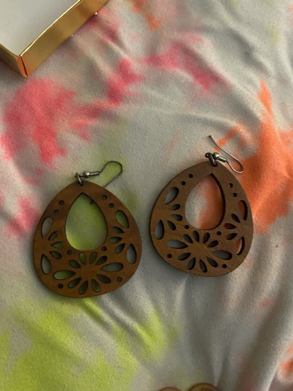 Wooden Teardrop Filigree Earrings